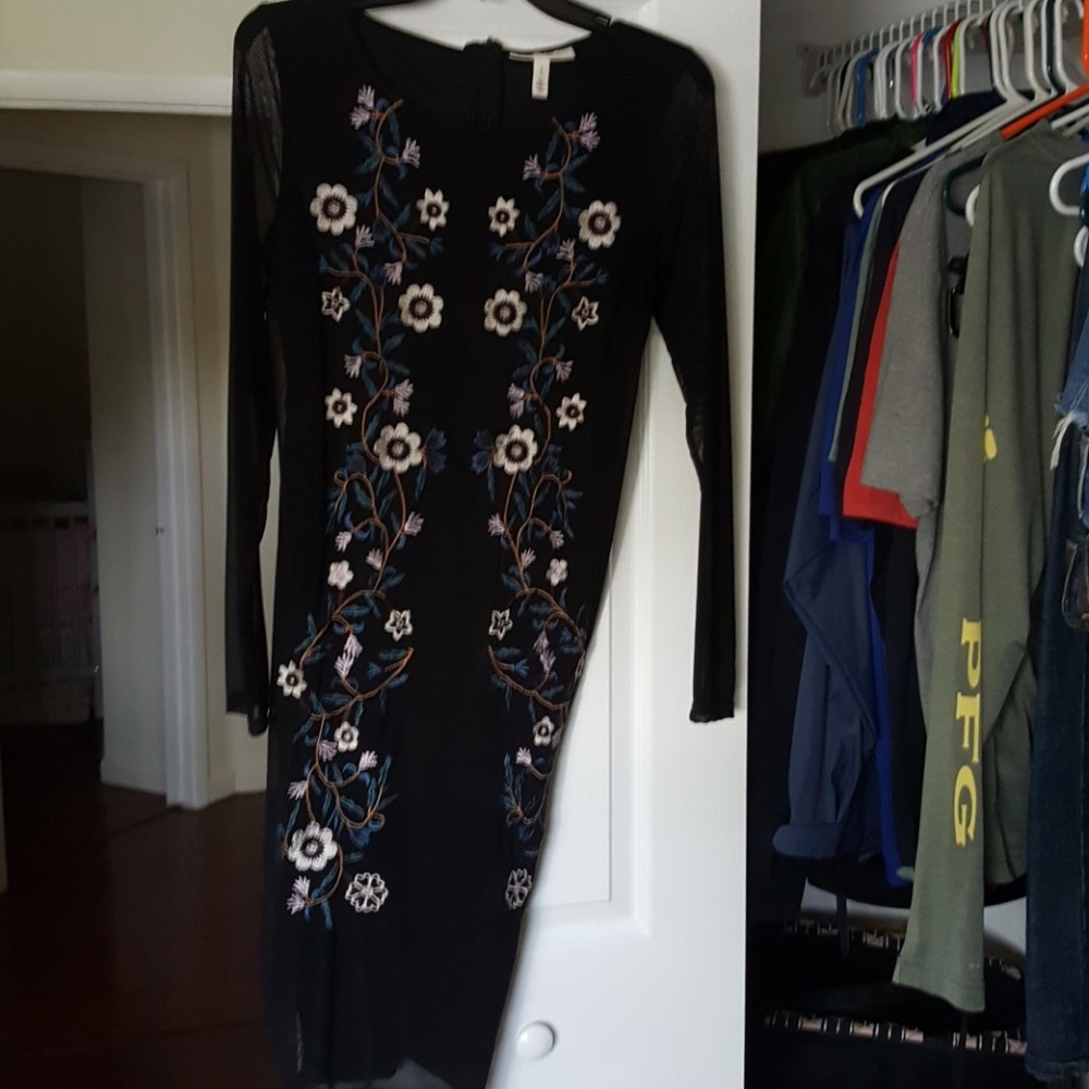 Jessica Simpson Maternity Dress